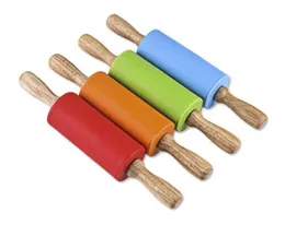 Dough Pastry Roller Stick 23cm Wooden Handle Silicone Rolling Pin for Kids Baking Tools Kitchen Noodles Accessories SN3675