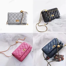 7A high quality women's handbag sheepskin handbag fashion gold chain flip wallet cross designer bag luxury waist Wallet
