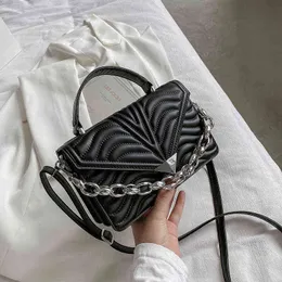 HBP Crossbody Bag Lüks Toyby Pu Deri Kalın Zincir Çantalar Kadınlar için Yükseltilmiş Omuz Çanta Bayanlar Çantalar ve 2022 Trend 220727