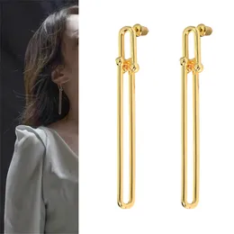 Kadınlar için lüks marka küpeleri cazibe metal geometrik altın damızlık kadınlar yeni basit u şekilli bambu takı femme 2022 bakır aksesuar popüler retro hediyeler Simpple