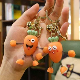 Ny Cartoon Spring Carrot Keychain Söt Doll Resin Bag Bil Hänge Par Vänner Familj Trend Fashion Gift G220421