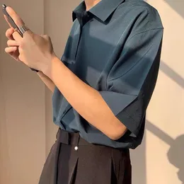 Męskie koszule Summer Summer krótkie rękawie Cienkie luksusowe luksusowe pół bluzki koreańskie topy ciemnozielone HARAJUKU Formalne koszulki