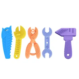 Baby Silicone Teether Teething Hammer Skiftnyckel Shap Chew Toy Spädbarn Oral Care Tool Kit Set av 5