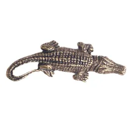 Obiekty dekoracyjne figurki zabytkowe brązowy krokodyl miniaturowy vintage mosiądz mosiążny mini aligator statua biurka
