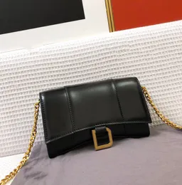 Designer ladies handbag Evening Bags leather luxury top quality open-top interior compartment cross body shopping mother and baby use size 19-12-5cm 846611