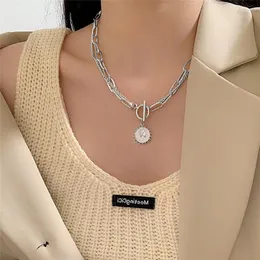 Hänge halsband modyle choker kedjor halsband kvinnor två lager runda guld färg chocker hals mode collier femme krage