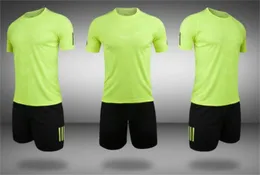 2022 UOMO Design Maglie da calcio personalizzate Set Maglia da uomo allenamento Tuta da calcio per adulti logo personalizzato più numero Con pantaloncini abbigliamento da calcio Set da calcio moda