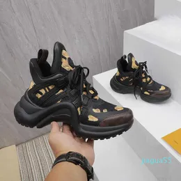 2022 Diseñador de lujo Archlight Runway Zapatos de vestir con cordones Negro Dorado Marrón Entrenador Chunky Entrenadores Zapatillas de deporte de cuero