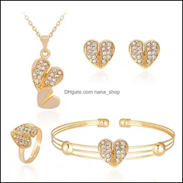 Bröllopsmycken set Crystal Love Heart Pendant Halsband Ear Stud CZ Zircon Armband Ring Set för brudtärna Tillbehör Drop Leverans 2021