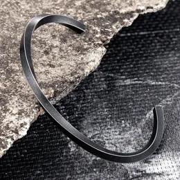 Bangle Punk Men Twisted C Mobius Armband Antik Oxidation Svart Stapling Cuff Rostfritt stål unisex minimalistisk smyckenbangle