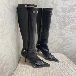 Cagole buty Kardashian Lambskin skórzane buty do kolan stadninowe buty ozdobione bokiem boków butów spiczasty stóp stiletto pięta wysoki projektantów buty na 907