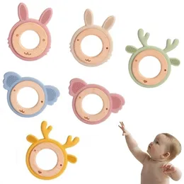 Bebê dentes de um anel de silicone de silicone grátis desenho animado animal alcethe teether chocalho de brinquedos de madeira Acessórios de enfermagem 220815