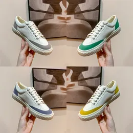Designer cnel casual skor lyxiga kvinnor sneakers 22ss wmns sn￶rning mocka duk sneaker gr￥ lila gr￶n svart gul orange mocka topp mode kvinnor tr￤nare