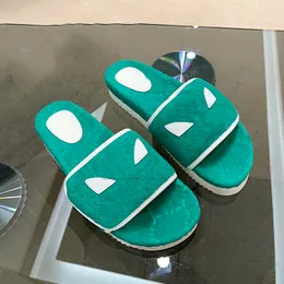 Ciabatte da donna firmate Pantofole Sandalo per donna Ciabatte per cuscini Sandali con plateau per scarpe Sandali estivi alla moda con fondo spesso ricamato