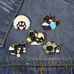 Cartoon Katze Emaille Pin Tier Brosche Stern Mond Schwarz Kätzchen Pfote Wolke Abzeichen Revers Pin Rucksack Frauen Kinder Schmuck Geschenk großhandel