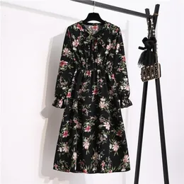 Korean Chiffon Spring Summer Dres Vintage Floral Printed V-hals Elastisk midja Fashion Beach Midi Sundress Vestidos 220516