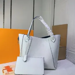 2022 Kvinnor Luxurys Designers Väskor Högkvalitativa Handväskor Leathertotes Fashion One-Shoulder Messenger Bag Damer Äkta Läderväska 05