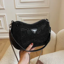 Mode enkel handväska Ny blygsam lyxig diamant underarmspåse fast färgkedja axel messenger väskor fabrikspris