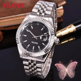 Männer Quarz importierte Bewegung Uhr 40mm Edelstahlarmband Tag Datum Uhr Multifunktions-Leuchtschicht Business Luxus Geschenke wasserdichte Armbanduhren