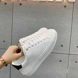 Italien Luxury Casual Color Matching Zipper Men and Women Low Top Plat äkta lädermensdesigner Sneakers Trainers RDFAA6588