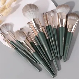 14st Makeup Brushes Set Cosmetic Foundation Powder Blush Eye Shadow Lip Blend Wood Make Up Brush Tool Kit Maquiagem 220616