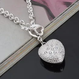 قلادة Zircon Heart Prendant للنساء قلادات المعلقات الفضية سحر المجوهرات المجوهرات قلادة كولار Kolye M42 Chains Morr22