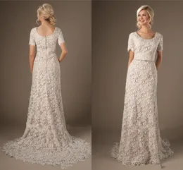 샴페인 겸손한 웨딩 드레스 레이스 가운 짧은 소매를 가진 스쿠프 넥 빈티지 버튼 뒷면 Boho Bridal Gowns residos de novia