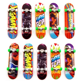 10pcs Lot Aluminum Alloy Mini Finger Skateboards Unti smooth board Boys Toy Skate Tech Truck Party Favors Gifts 220608