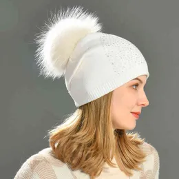 Kobiety prawdziwy furt poompon kapelusz kobieta płaska ciepła dzianowa czapka czapka naturalna szopa furtu pom hat zimowe czapki z futrzanymi pompom j220722
