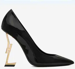 ブランドデザイナーの女性のハイヒールの靴セクシーなブランド文字ヒールの靴本革ファッションパンプス新春履物靴