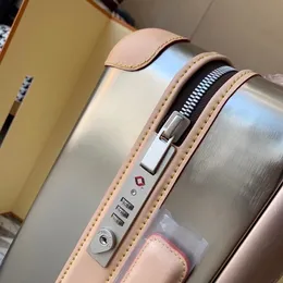 Может ли пользовательскими роскошими спиннер кожаные чемоданы дизайнеры путешествия чемодан багажник цветы буквы мешки багажеры коробка HOR Tote ручка наручники коричневые потоки вализы серебро
