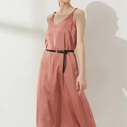 Wixra Frauen Satinkleider Elegante V-Ausschnitt Sommerkleid Mid-Calf Spaghetti Strap High Street Kleid Frühling Sommer 220420