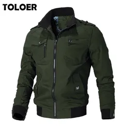 Casual Jacket Men Spring Autumn Army Military Jackets Mens Winter Bomber Jacket Rockar Manlig Ytterkläder Vindbrytare Brandkläder 220804