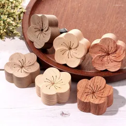 Lampy zapachowe drewniane olejek aromatyczny dyfuzor Kształt kwiat rozproszony drewniany kadzideł