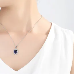 Pendant Necklaces Wholesale 10 Classic Blue Zircon Necklace Shiny Crystal Lace Fashion Simple And Generous Ladies Jewelry GiftsPendant