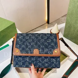 Bolsa de câmera de jeans feminina com uma diagonal de ombro em design de estilo casual feito de couro macio e capacidade retrô é versátil