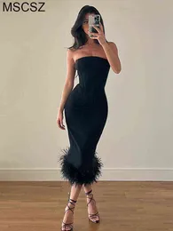 2022 vrouwen elegante zwarte feestjurken strapless backless bodycon zomer jurk sexy korset top midi jurk met veer T220816