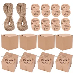 Enrocamento de presentes 30/50/100pcs Kraft Paper Plain Box com tag tag simples travesseiro geométrico White Cardboard Sweets Candy Packaging Boxesgift