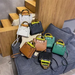 W Top Quality Diana Bamboo Tote Bag Bolsa Designer de Luxo Bolsas de Ombro Couro PU Bolsa Feminina Moda Pochette