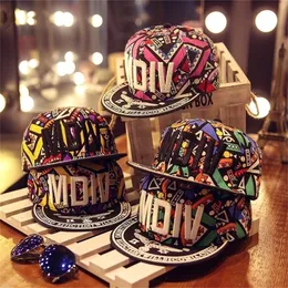 Parentchild Childrens Hat bebê menina verão Mdiv Letter Bordado Hit Color Totem Borda plana Hip Hop Hat Baby Garoto Sol Hat 220519