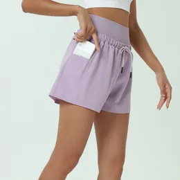 LL-9017 Mulheres Yoga Outfits Shorts de cintura alta Exercício Calças curtas Fitness Wear Meninas Correndo Calças elásticas para adultos Roupas esportivas Prevenir guarda-roupa forrado