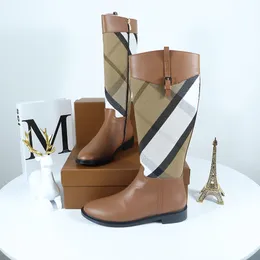Высоко качества 2022 Осень/Зимние новые клетчатые ботинки женские ботинки Martens Проверьте тренд кожаный ботинок Chelsea