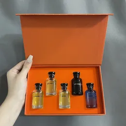 Conjunto de perfumes para mulher fragrância 10ml 5 peças Caça EDP de alta qualidade diferente cheiro perfeito presente com bolsa de presente