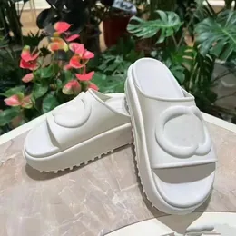 2022 Designer da uomo Ciabatte Pantofole da donna Moda Luxurys Pantofola Pelle Gomma Fondo spesso Appartamenti Sandali Scarpe da spiaggia estive Mocassini Ciabatte 35-41