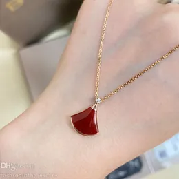 Fashion Jewelry divas dream Necklaces designers Fan shape necklace diamonds White Red Green Chalcedony small skirt female elegant jewelry for women valentine's day