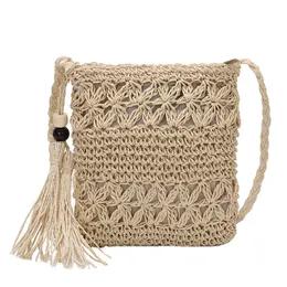 Bolsos de mensajero de paja de verano para mujer 2022, bolso de hombro tejido calado, bolso cruzado de diseñador con borlas, bolso de viaje para playa, bolsa femenina