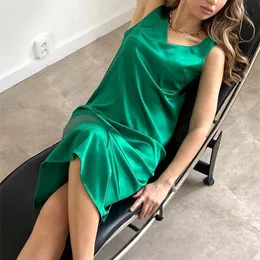 Kadınlar Yaz Elbisesi V Boyun Kolsuz Uzun İpek Saten Elbise Zarif A-Line Vintage Sıradan Midi Yeşil Elbise Kadınlar için 220516