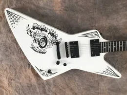 Guitarra elétrica do tipo E-E-Type White, podemos personalizar várias guitarras