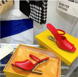 2022 Vår och sommar Visa Sandaler Mode Kvinnors Metallbrev Hälsa 8cm Real Leather Tofflor Lyxdesigner Första Skor Party Leverans Box Storlek 35-42