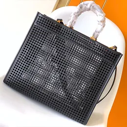 Superior quality Hollow out Tote bags basket Bucket shopping bag new summer vacation beach women's woven shoulder bags diagonal letter handbags